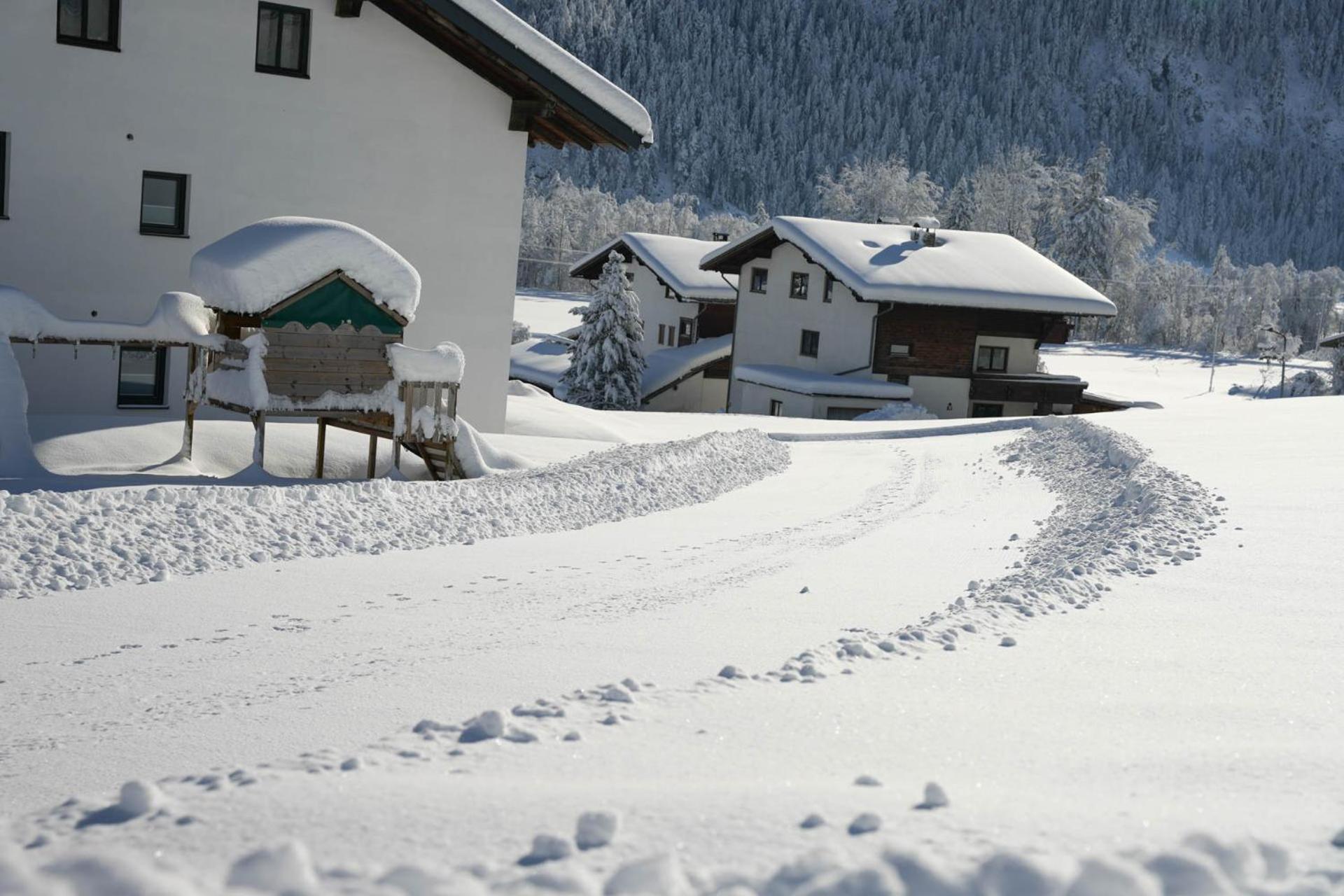 Maurig Appartements Elbigenalp Exterior photo